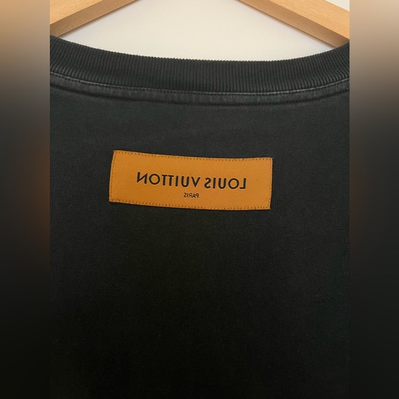 LV inside out T-Shirt - Picture 2 of 4